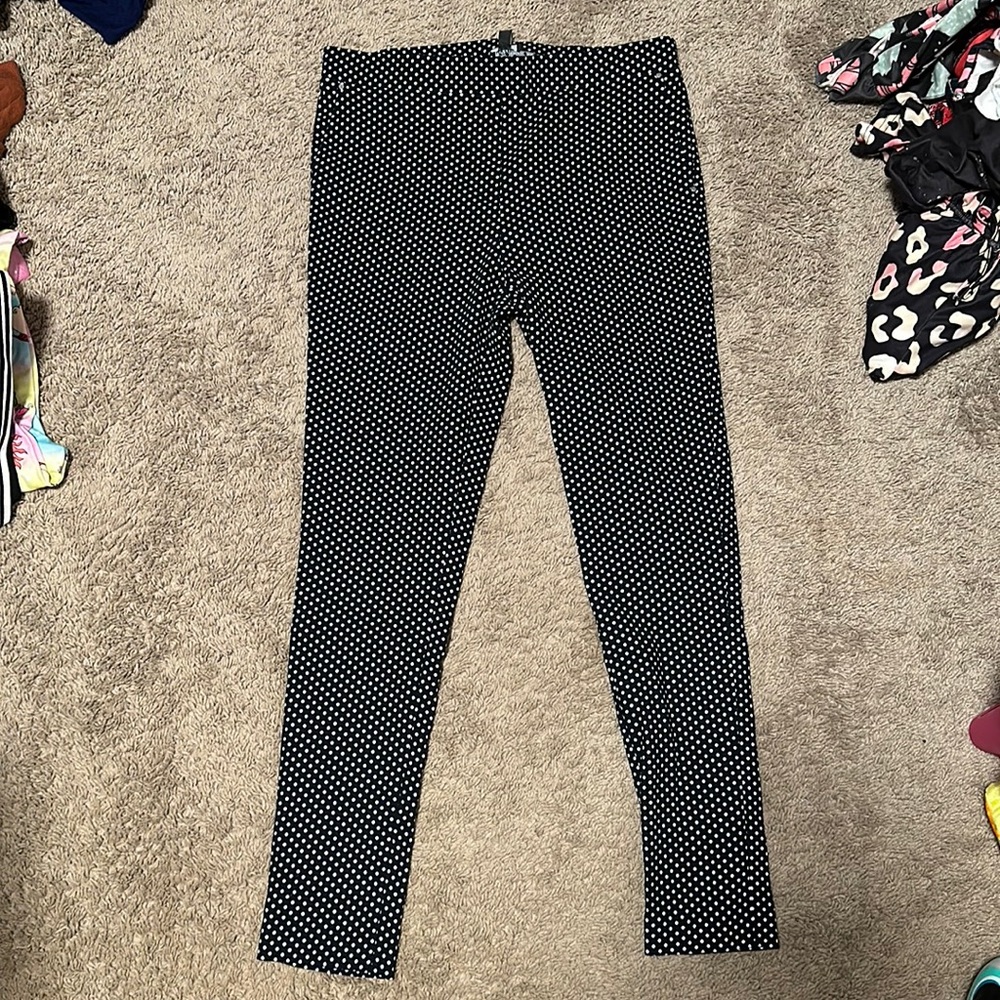 Black and white polka dotted stretch pants